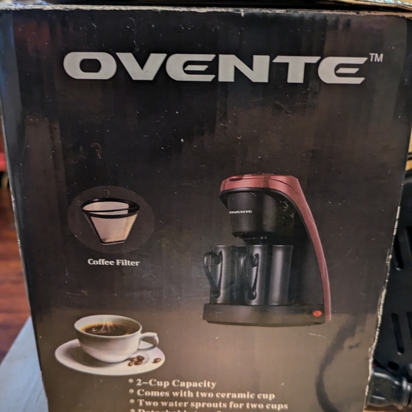 Black Coffee Maker with Cups - Picture 7 of 7